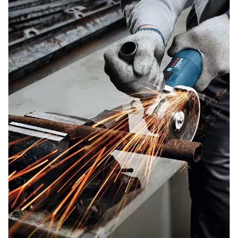 Nurklihvija Bosch GWS 750 Professional — 750 W sisendvõimsus, 380 W väljundvõimsus, 125 mm ketas, 11 000 p/min, M14-spindel