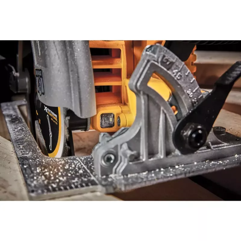 Kaasaskantav ketassaag DeWALT DCS573NT-XJ