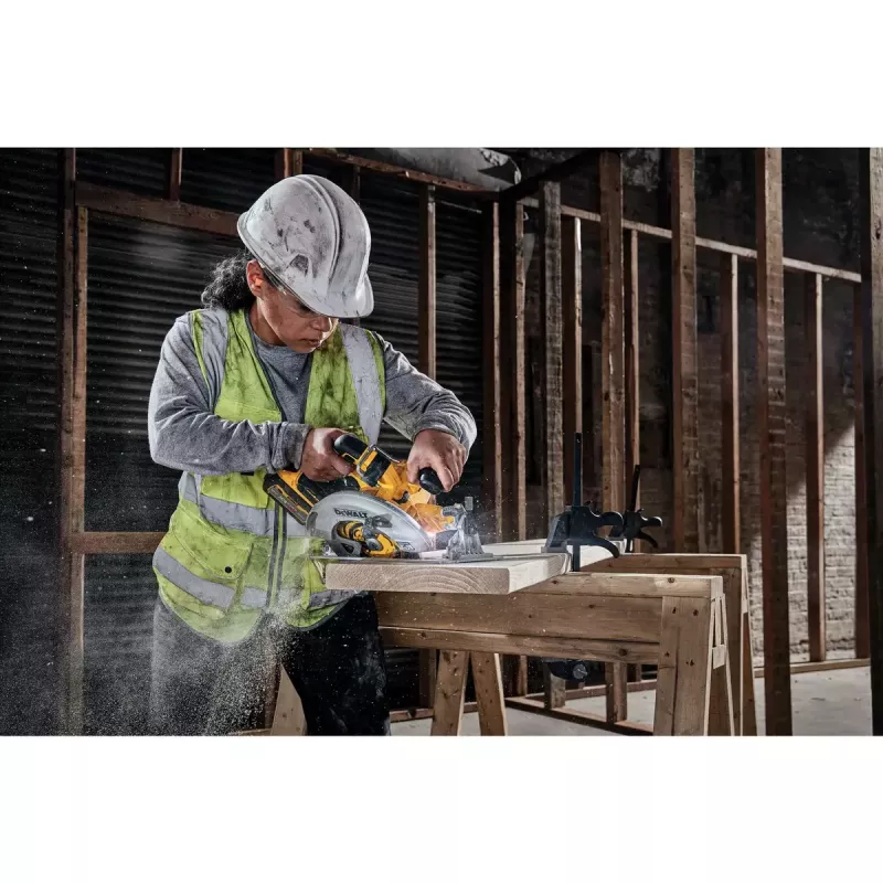 Kaasaskantav ketassaag DeWALT DCS573NT-XJ