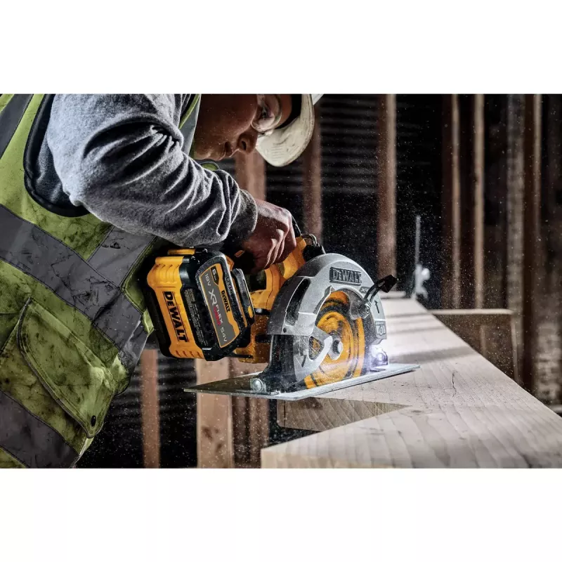 Kaasaskantav ketassaag DeWALT DCS573NT-XJ