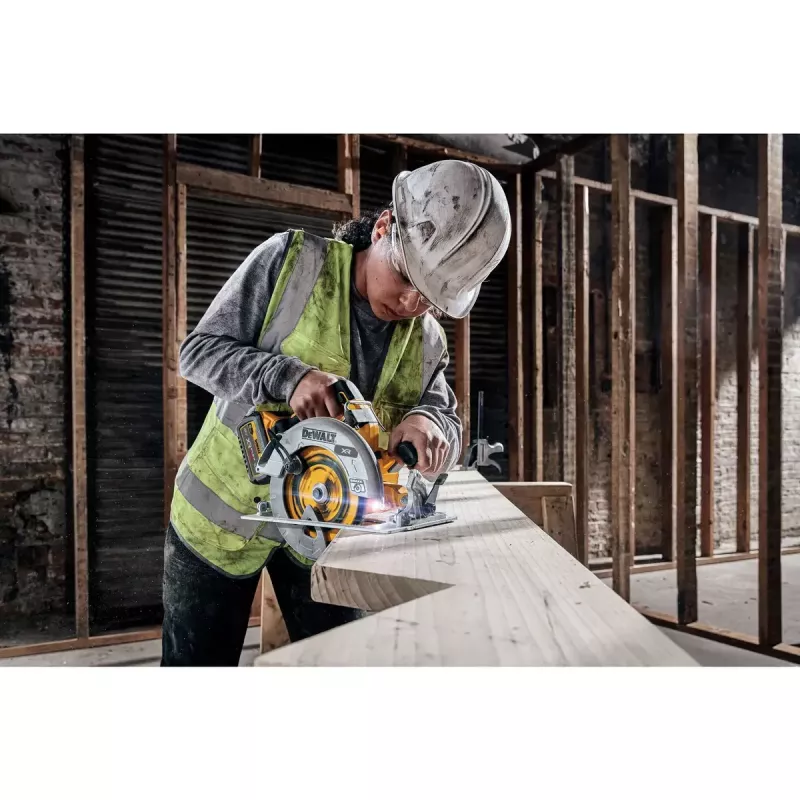 Kaasaskantav ketassaag DeWALT DCS573NT-XJ