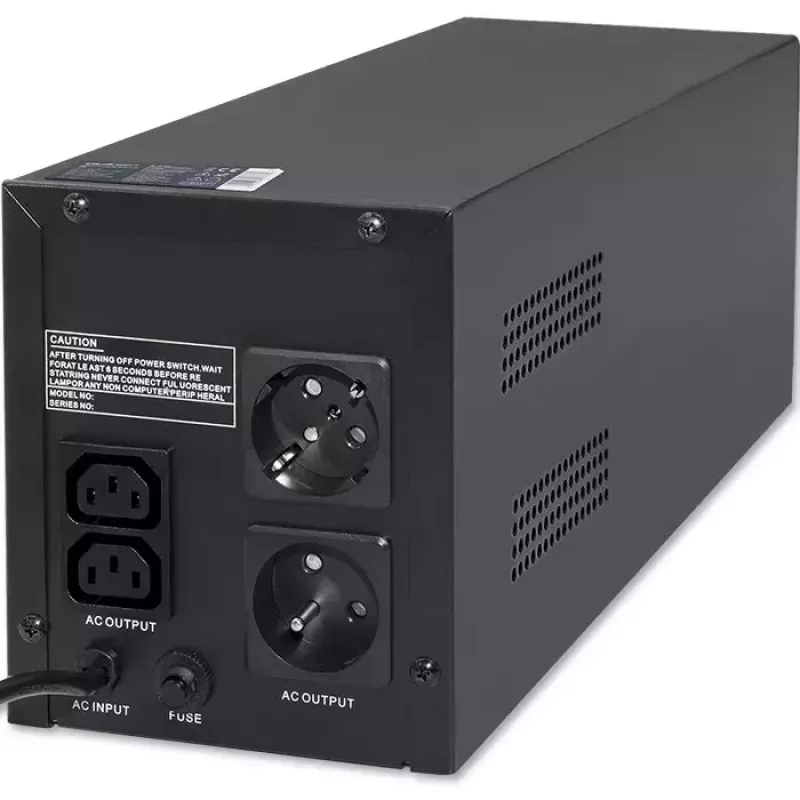 Qoltec UPS 53776 Line-Interactive 1.5 kVA 900 W 4 vahelduvvoolu pistikupesa