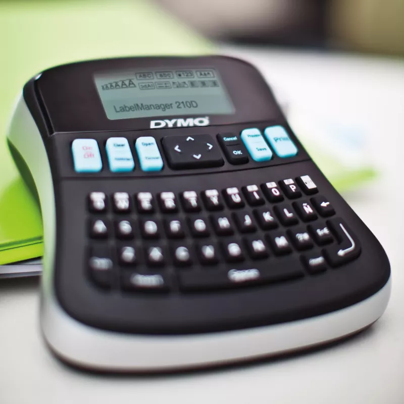 DYMO LabelManager ™ 210D QWERTZ Kitcase, QWERTZ, termosiire, 180 x 180 DPI, 12 mm/s, must, hall