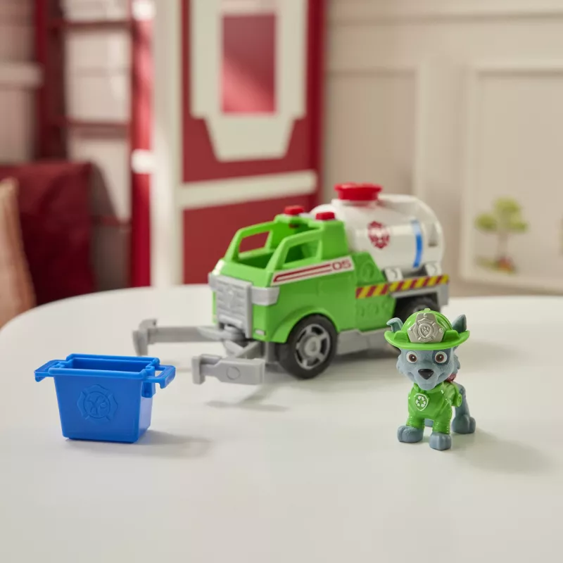 PAW Patrol Fire Rescue: Rocky Rescue Fire Tanker märulikuju, haaratsi ja mänguautoga, laste mänguasjad poistele ja tüdrukutele alates 3. eluaastast
