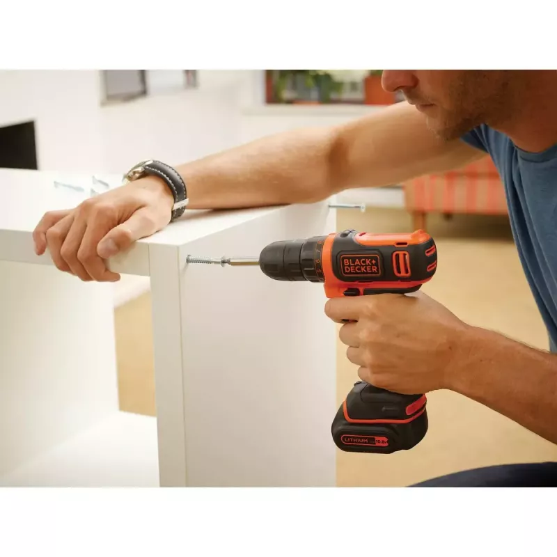Pistol Grip Drill Must & Decker BDCDD12-QW, Keyless, 1.5 Ah