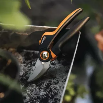 Oksakäärid Fiskars X-Series L P961 — Möödaviiv, Terasest tera, 2,6 cm lõikevõime, 222 mm pikkus