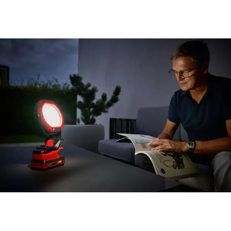 Juhtmeta välilamp EINHELL GC-OL 18/1500 Li‑Solo — LED-valgusti, aku ja laadija ei kuulu tarnekomplekti