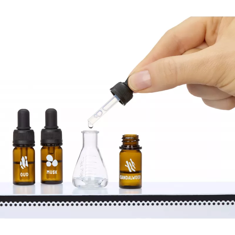 Miniverse Make It Mini Fragrances in PDQ, laste parfüümide valmistamise komplekt, 8 a, mitmevärviline