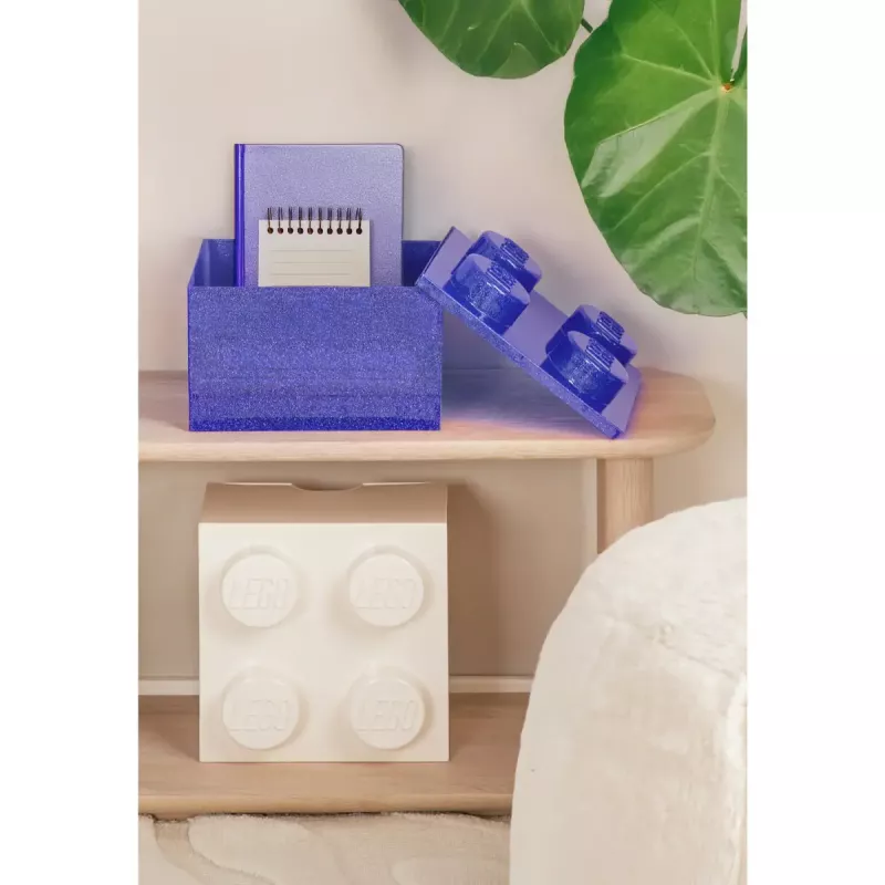 Hoiukarp Room Copenhagen LEGO Storage Brick 4 Top Lid Glitter — lilla/läbipaistev