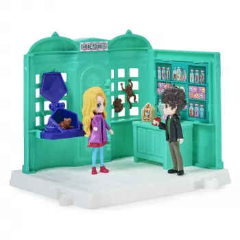 Wizarding World Harry Potter, Magical Minis Honeydukes maiustustepood 2 eksklusiivse figuuri ja 5 aksessuaariga, mänguasjad lastele alates 6. eluaastast