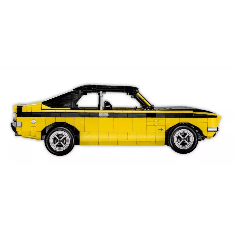 Ehitusmänguasi Cobi Opel Manta A 1970 1:12 mõõtkavas mudel, klotsikomplekt
