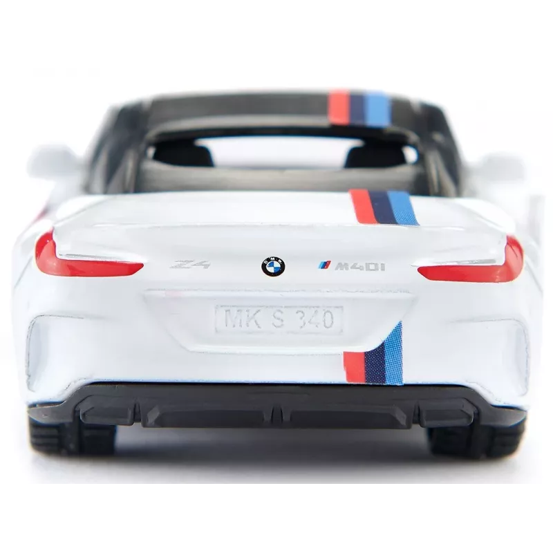 Siku sportauto mudel BMW Z4 M40i, kokkupandud 1:50 mõõtkavas, L 40 mm × W 87 mm × H 29 mm