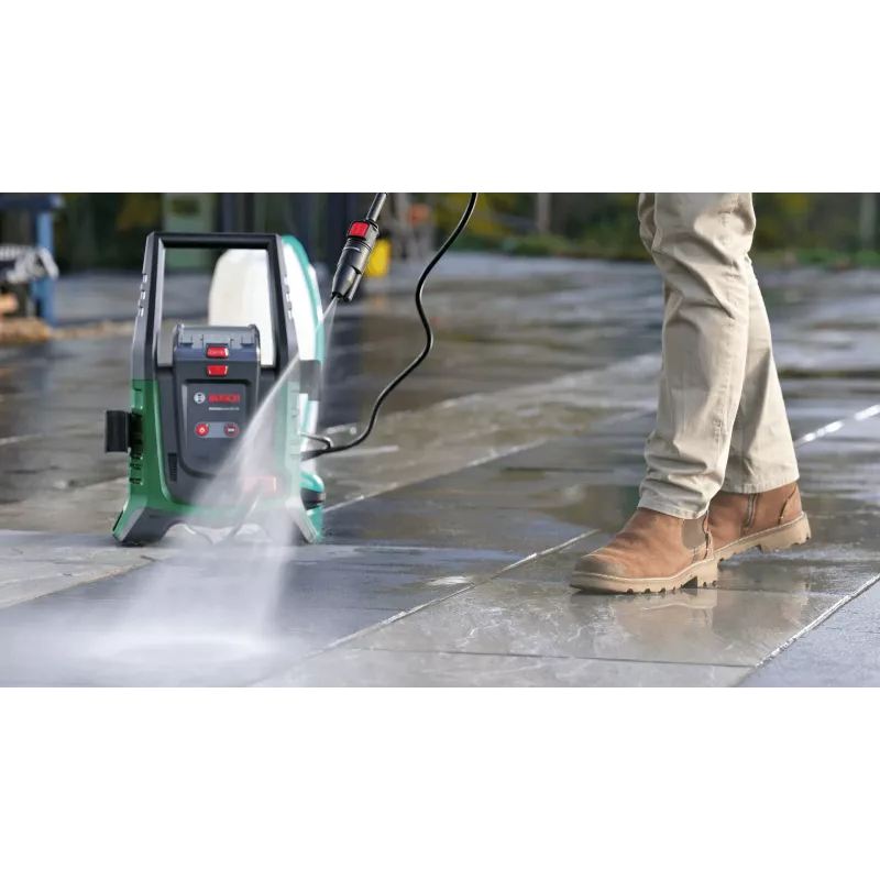 Juhtmevaba kõrgsurvepesur Bosch UniversalAquatak 36V-100 — iseimev komplekt, POWER FOR ALL akusüsteem