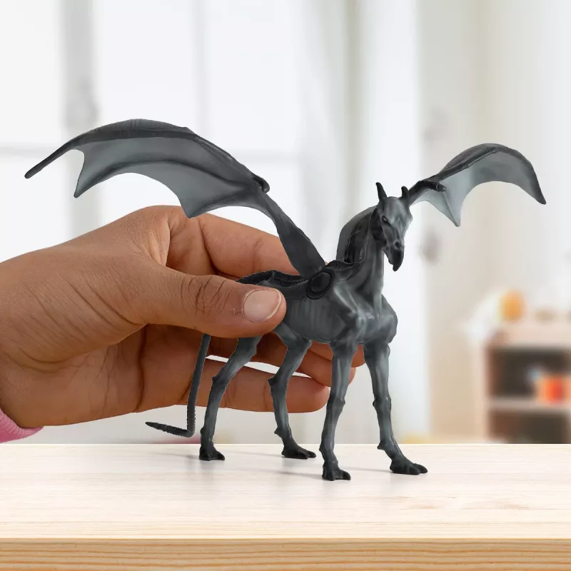 schleich Thestral, 6 a, Maagilised olendid, Must