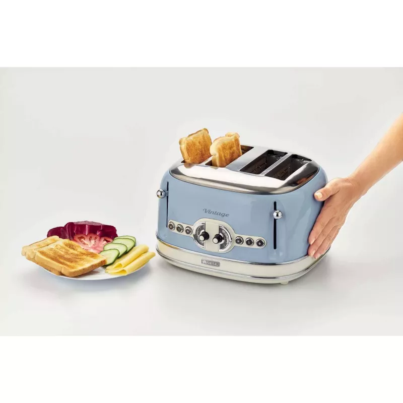 Ariete 156 4-kohaline vintage röster, 1600 W, 6 röstimisastet, roostevabast terasest pastelsinises värvitoonis, ilma võileivakorvideta. Sinine