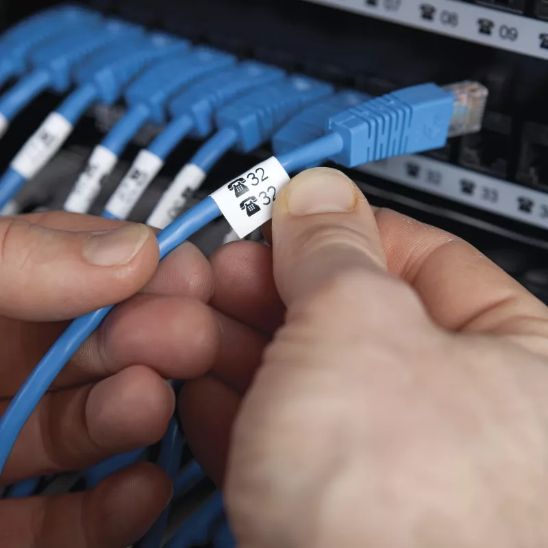 DYMO RHINO 4200 tööstuslik sildiprinter | QWERTZ klaviatuur ja aega säästvad kiirklahvid | Vastupidav sildiprinter töökohtadele ja rasketeks märgistustöödeks