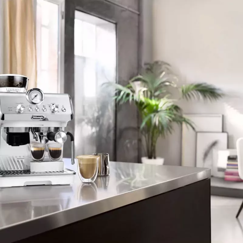 De’Longhi Dedica Arte EC9155.W poolautomaatne espressomasin 1,7 L