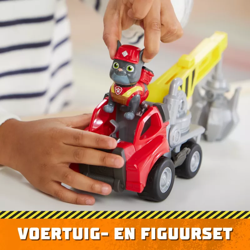 Rubble & Crew, Chargeri kraanahaaratsiga mänguauto, liikuvate osade ja kogutava tegevusfiguuriga, laste mänguasjad vanusele 3+