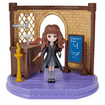 Wizarding World Harry Potter, Maagilised Minid Loitsuklassituba eksklusiivse Hermione Grangeri nuku ja aksessuaaridega, laste mänguasjad alates 5. eluaastast