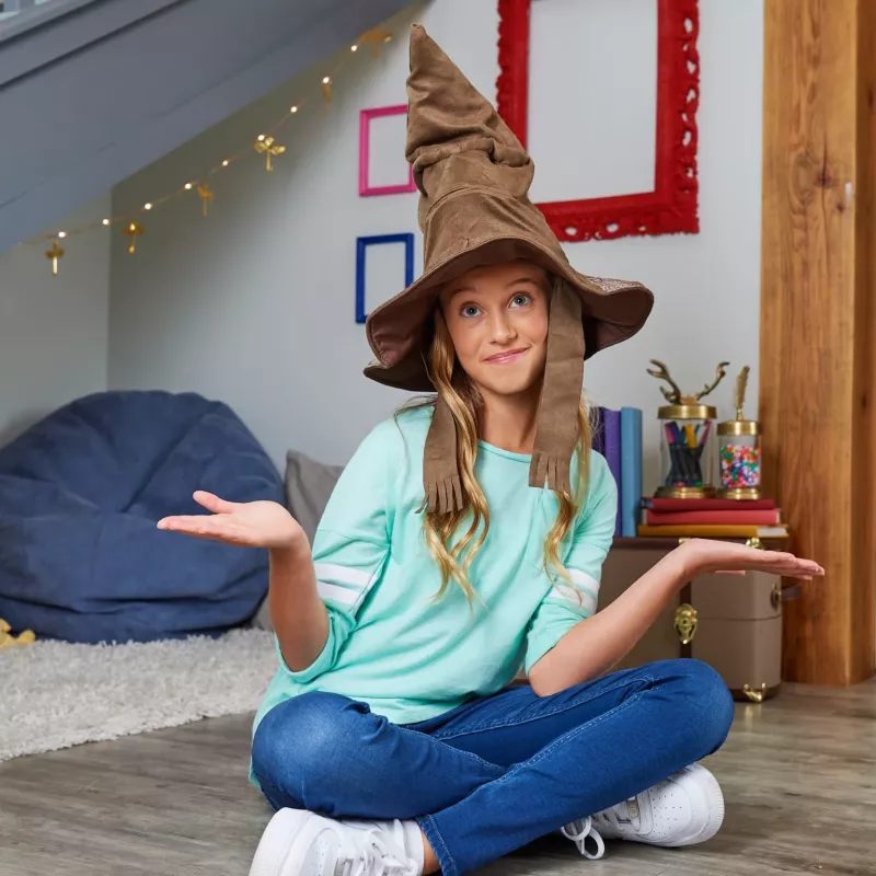 Wizarding World Harry Potter, Kõnelev Sorteerimiskübar 15 fraasiga mänguliseks mänguks, laste mänguasjad alates 5. eluaastast