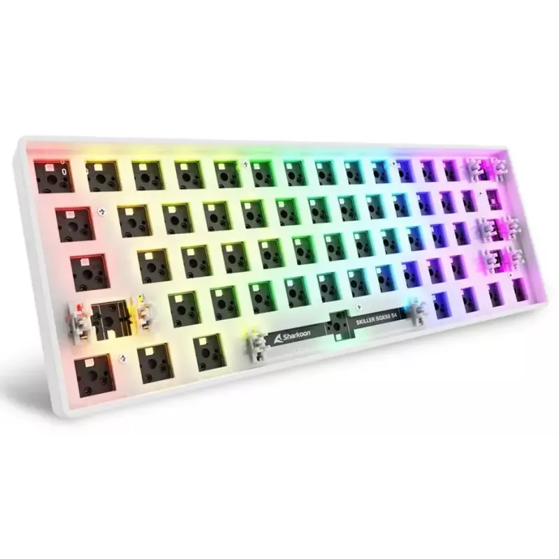 Kompaktne 60% juhtmega klaviatuur Sharkoon SKILLER SGK50 S4 — QWERTY saksa paigutus, RGB-taustvalgustus, USB, 1,5 m kaabel, valge