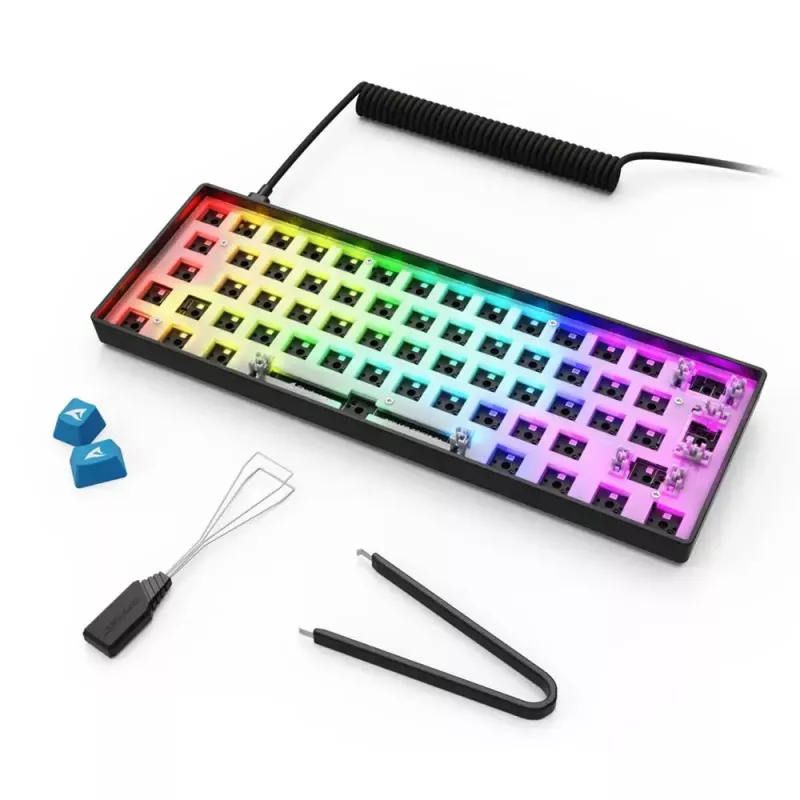 Mehaaniline kompaktne 60% klaviatuur Sharkoon SKILLER SGK50 S4 — Juhtmega USB, QWERTY saksa paigutus, RGB taustvalgustus, 1,5 m kaabel, must