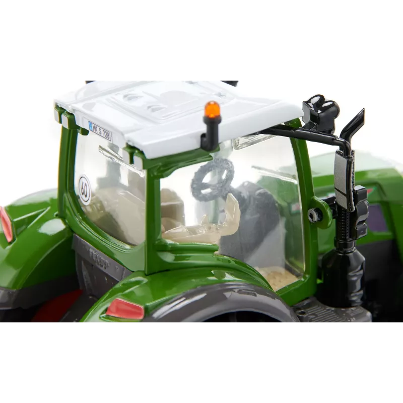 Traktori mudel Siku Fendt 728 Vario 1:32 Laius 180 mm Sügavus 86 mm Kõrgus 116 mm