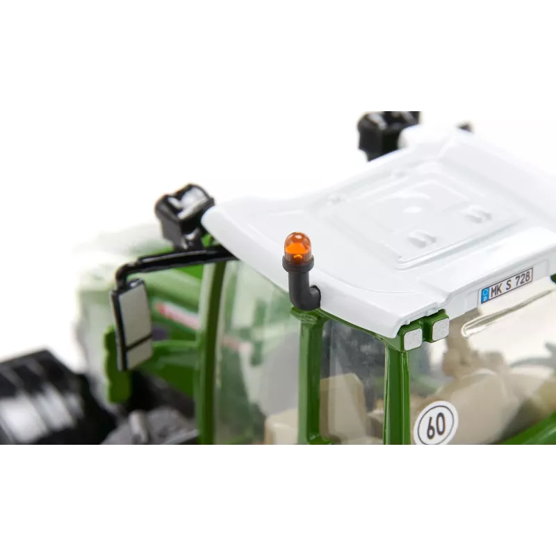 Traktori mudel Siku Fendt 728 Vario 1:32 Laius 180 mm Sügavus 86 mm Kõrgus 116 mm