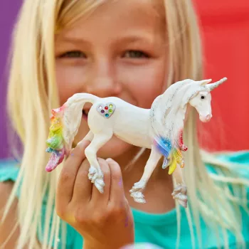 schleich BAYALA Vikerkaarearmastuse ükssarviku täkk, 5 a, Ükssarvik / Pegasus, Ükssarvikud ja haldjad, Mitmevärviline, Plast