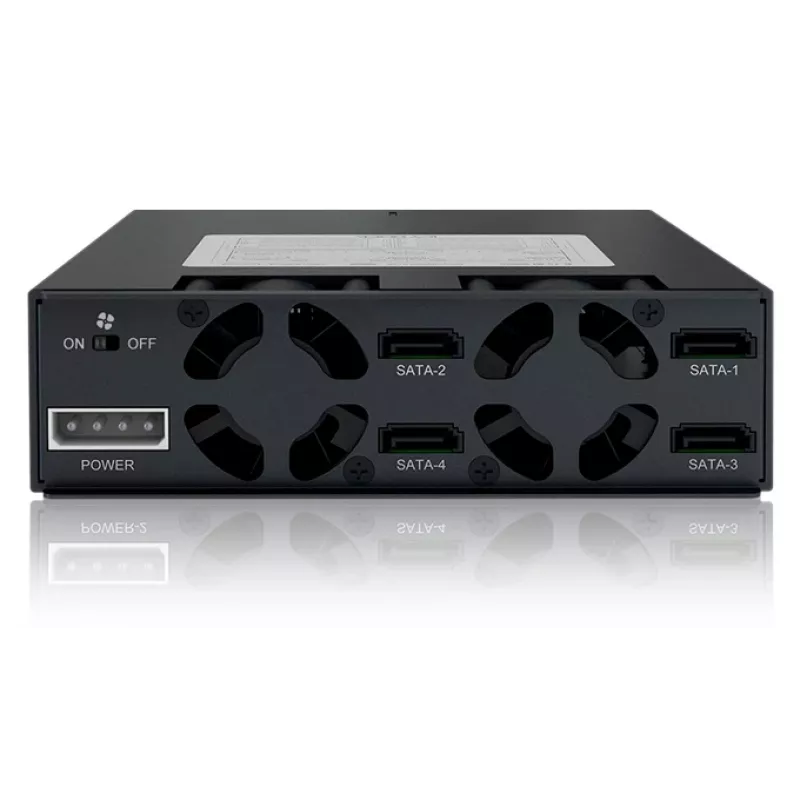 ICYDOCK ToughArmor täismetallist 4 pesaga 2,5-tolline SATA HDD ja SSD tagapaneeli puur välise 5,25-tollise pesa jaoks