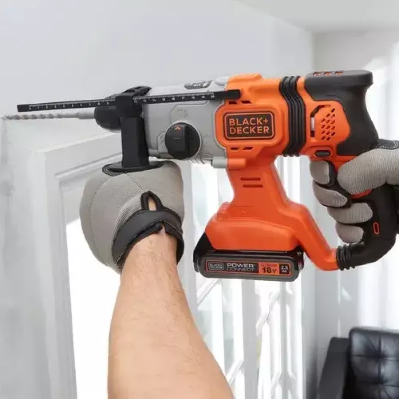 Puurtrell Must & Decker BCD900E2K-QW 1880 RPM SDS Plus, 2.5 Ah aku