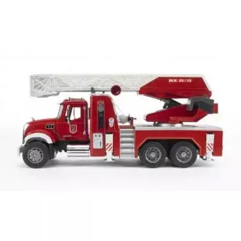 Tuletõrjeauto BRUDER MACK Granite veepumbaga