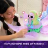 Hatchimals Bloomables by , Kittyfly üllatusmänguasi, interaktiivne plüüsist loomake korduva topeltpaljastusega, üle 100 heli ja reaktsiooni mänguliseks teesklemiseks (stiilid varieeruvad), elektroonilised lemmikloomad lastele alates 5. eluaastast