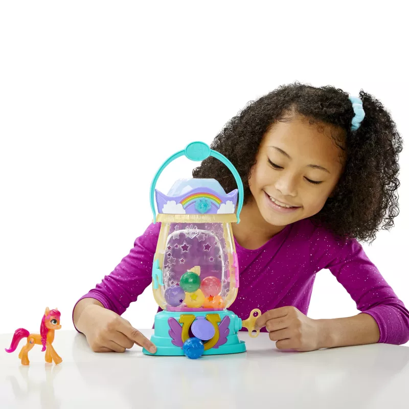 My Little Pony : A New Generation Movie Sparkle Reveal Lantern Sunny Starscout - valgusmänguasi 25 osaga, üllatused