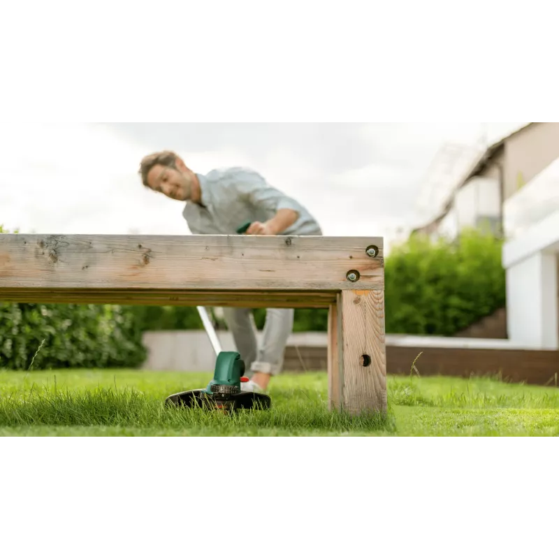 Bosch Universal GrassCut 18V-260 26 cm aku must, roheline