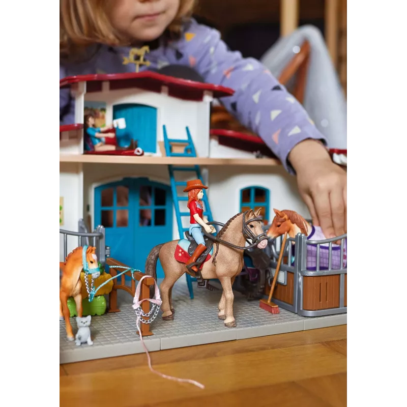 schleich HORSE CLUB Järveäärne ratsakeskus, talu, hobusetall, hobused, 5 a, mitmevärviline, plastik