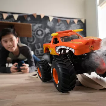 Monster Jam , El Toro Loco RC Monster Truck aatomiseeritava suitsuefektiga, mõõtkavas 1:15, laste mänguasi poistele ja tüdrukutele alates 3. eluaastast
