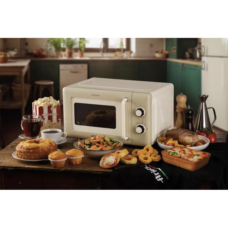 Ariete Vintage Line 3960 Vintage mikrolaineahi, 800W, mahutavus 20L, 3 funktsiooni, 5 küpsetustaset, taimer, beež