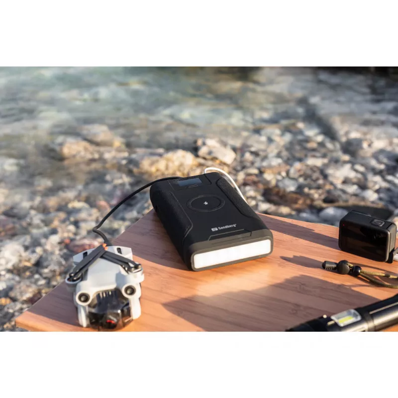 Sandberg Survivor Powerbank 7in1 76800, 76800 mAh, liitiumioon (Li-Ion), juhtmevaba laadimine, 3,6 V, must