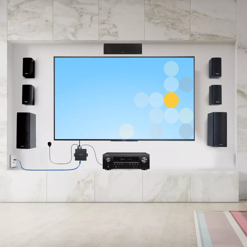 StarTech.com 4K70IC-EXTEND-HDMI AV-pikendaja AV-saatja ja -vastuvõtja Must