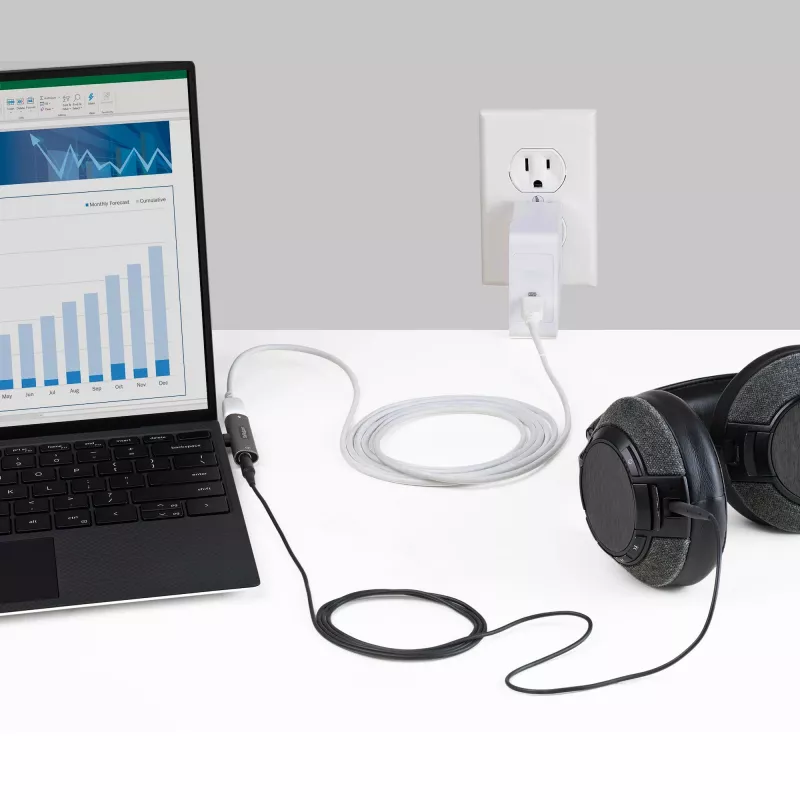 StarTech.com USB C Audio & Charge Adapter - USB-C heliadapter 3,5 mm TRRS-peakomplekti/peakomplekti pesa ja 60 W USB USB-C Power Delivery läbipääsulaadijaga - USB-C telefonile/tahvelarvutile/sülearvutile