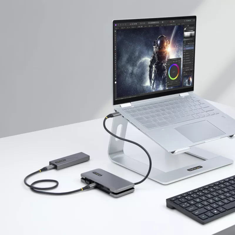 StarTech.com 4-pordiline USB-C jaotur - 1x USB-A ja 3x USB-C porti - USB 3.2 Gen 2 (10 Gbit/s) - siiniga toidetav - USB-tüüp C jaotur koos 12,6 tolli/32 cm ümbermähitava kaabliga - kaasaskantav USB-C - USB-A jaotur