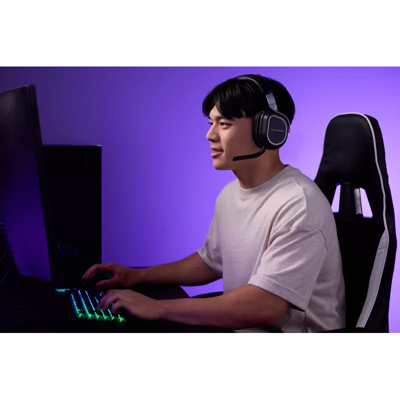 Turtle Beach Stealth 700 must juhtmevaba mänguri peakomplekt, kuni 80-tunnise aku, Bluetoothi, kahe saatja ja 60 mm kõlaritega arvutile, PS5-le, PS4-le ja mobiilseadmetele