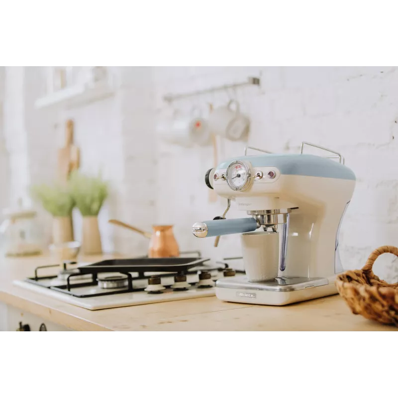 Ariete 1389 Vintage Espressomasin - Espressomasin jahvatatud kohvi või ESE-padade jaoks, pastellsinises värvitoonis