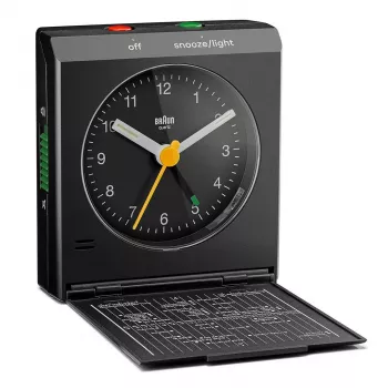 Äratuskell BRAUN BC 05 B Quartz Foldable Must — kompaktne reisikell kvartsmehhanismiga