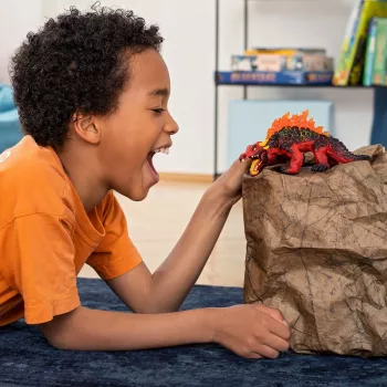 schleich ELDRADOR CREATURES Magma sisalik, 7 a, Laavamaailm, Koletised ja draakonid, Must, Punane, Plast