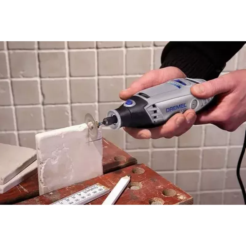 Sander Dremel 3000