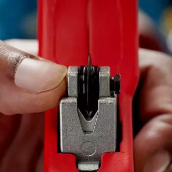 Pipecutter Knipex 90 31 03 BK sobib messingi, vase, terase jaoks