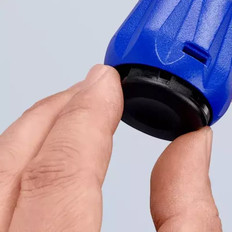 Pipecutter Knipex 90 31 03 BK sobib messingi, vase, terase jaoks