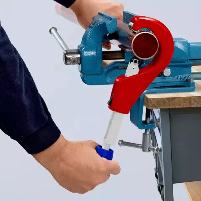 Pipecutter Knipex 90 31 03 BK sobib messingi, vase, terase jaoks